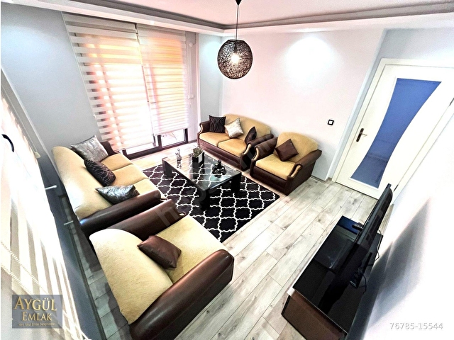 👉TEK YETKİLİ AYGÜLDEN AKÇAYDA ARA KAT ÖN CEPHE FUL EŞYALI AYRI MUTFAK EBEVEYNLİ 2+1 SATILIK DAİRE - Görsel 10