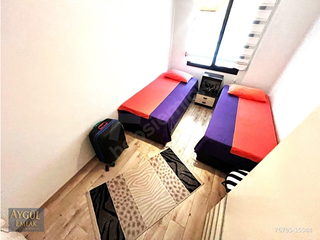 👉TEK YETKİLİ AYGÜLDEN AKÇAYDA ARA KAT ÖN CEPHE FUL EŞYALI AYRI MUTFAK EBEVEYNLİ 2+1 SATILIK DAİRE - Görsel 28