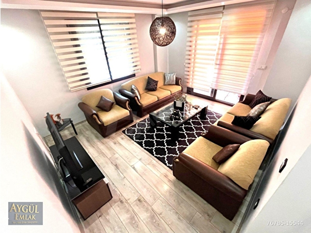 👉TEK YETKİLİ AYGÜLDEN AKÇAYDA ARA KAT ÖN CEPHE FUL EŞYALI AYRI MUTFAK EBEVEYNLİ 2+1 SATILIK DAİRE - Görsel 14