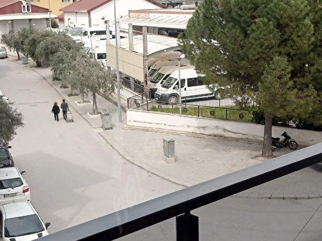 Denizli Sarayköy Efe meydanında garaj arkası 1+1 eşyalı Apart - Görsel 4