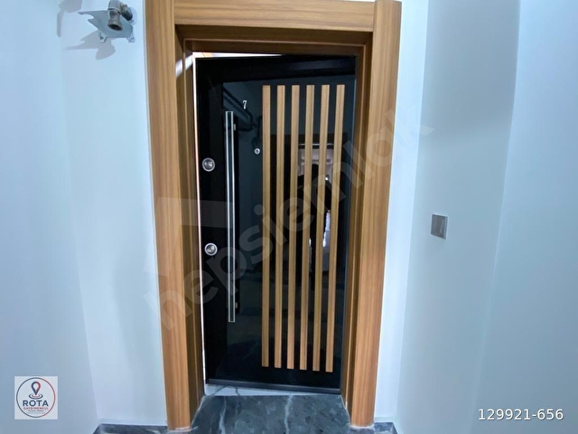 Menemende Planlanan Ekol Hastanesi Yanında Kiralık 1+1 Daire - Görsel 2