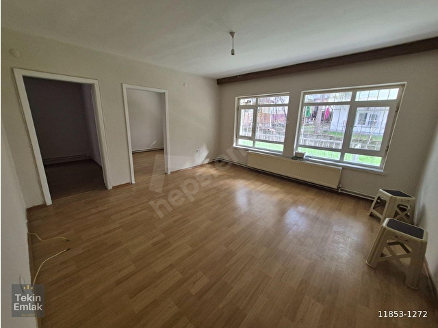 BALGAT 1413 CADDEde NO=18/3 ---3+1=80m2 KOMBİLİ BAHÇEKATI