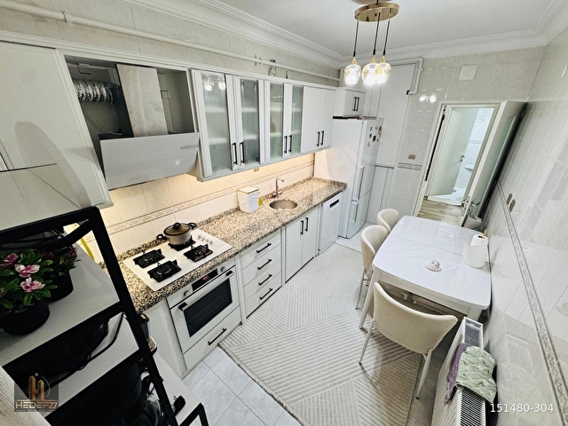 HEDEF 27 EMLAKTAN TRAMVAY YOLU ÜZERİ GENİŞ FIRSAT DAİRE - Görsel 2