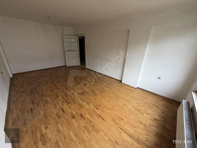 GÜVENDEN PLEVNE CD ÜZERİ ARAKAT ASANSÖRLÜ OTOPARKLI 2+1 DAİRE - Görsel 3