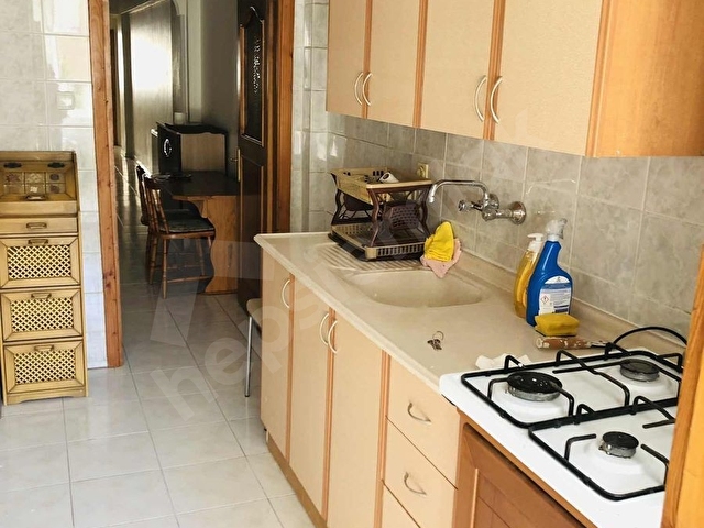 EMLAK TR İSTANBULDAN İSTİKLAL MAH.ŞEHZADE CADDESİNDE 2+1 2.KAT - Görsel 3