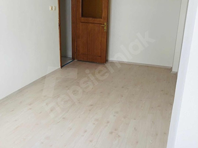EMLAK TR İSTANBULDAN İSTİKLAL MAH.ŞEHZADE CADDESİNDE 2+1 2.KAT - Görsel 10