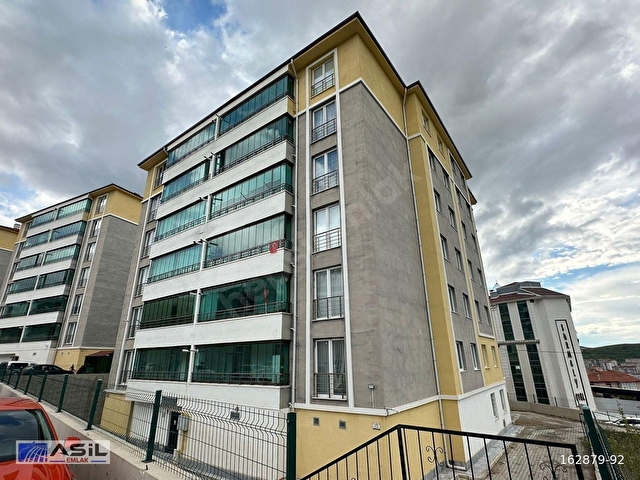 ASİLDEN BAHÇEŞEHİR MAHALLESİNDE FULL YAPILI SATILIK 3+1 DAİRE