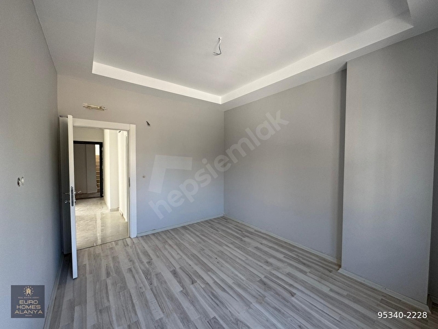 ALANYA ÇIPLAKLIDA SATILIK SIFIR 2 +1 AMERİKAN MUTFAK 75M2 DAİRE - Görsel 18