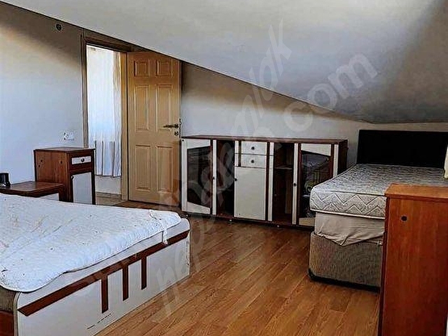 EŞYALI 1+1 çatı kayı daire - Görsel 9