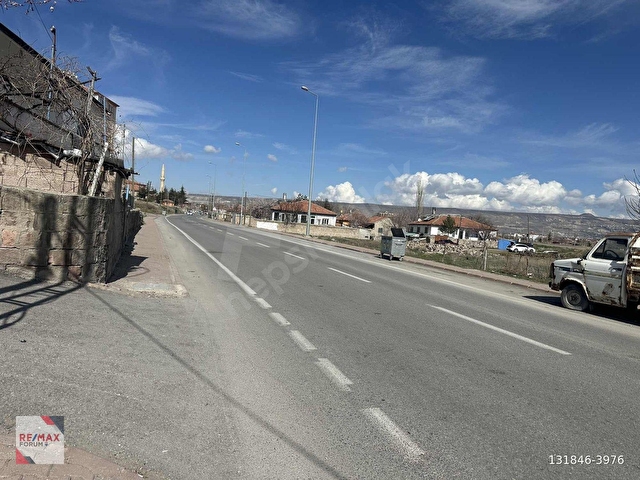 Merkezde Geniş Arsa Üzerinde 2 Ayrı Ev 949 mt - Görsel 22