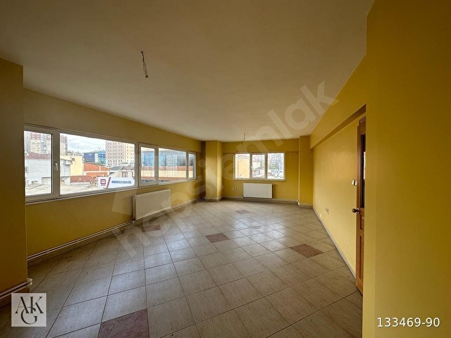 ATAŞEHİR BOSTANCI SANAYİ D-100 ve METRO YAKINI YATIRIMLIK SATILIK BÜRO&OFİS - Görsel 23