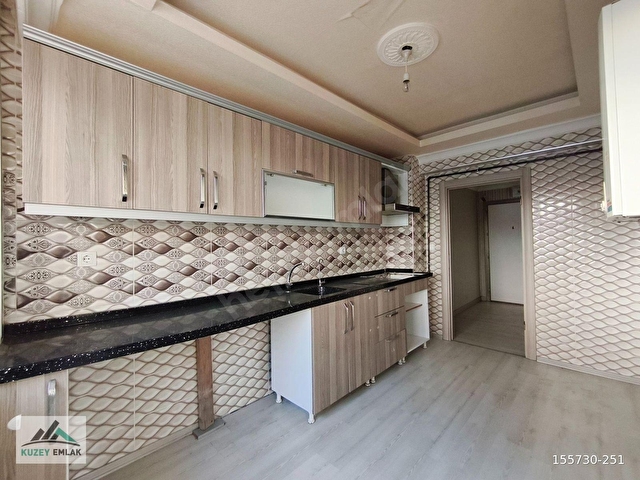 KUZEY EMLAKTAN MERKEZİ LOKASYONDA ASANSÖRLÜ 3+1 SATILIK DAİRE - Görsel 5