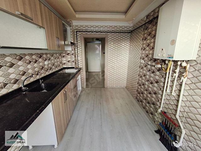 KUZEY EMLAKTAN MERKEZİ LOKASYONDA ASANSÖRLÜ 3+1 SATILIK DAİRE - Görsel 6