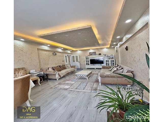 BEYLİKDÜZÜ METROBÜSE 3DK 3+1 150M2 ÇİFT BALKON SATILIK DAİRE !! - Görsel 3