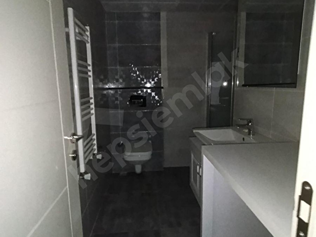 KARŞIYAKA ATAKENT YALI MAHALLESİ YENİ BİNA KİRALIK 3+1 DAİRE - Görsel 9