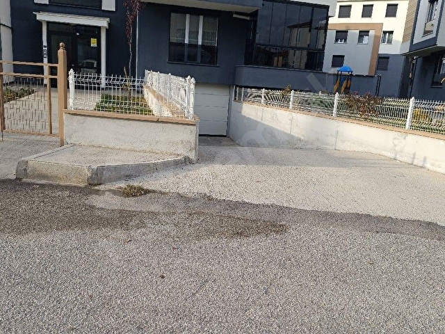 BEDİR EMLKATAN. ERGENOKON MAHALLESİNDE KARACA. EVLERİNDE SATILIK DAİRE - Görsel 9