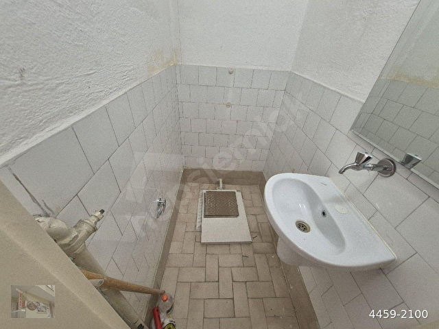 ERHANDAN 7.CADDE BURGER KİNGE ÇOK YAKIN KATTA ÖN 2+1 KOMBİL DAİRE - Görsel 18