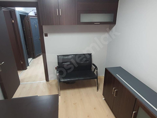 ÖZPA - ÜÇYOL METRODA BAHÇELİEVELER DE 2 CEPHELİ KLİMALI 1.KAT SATILIK 2+1 DAİRE - Görsel 7