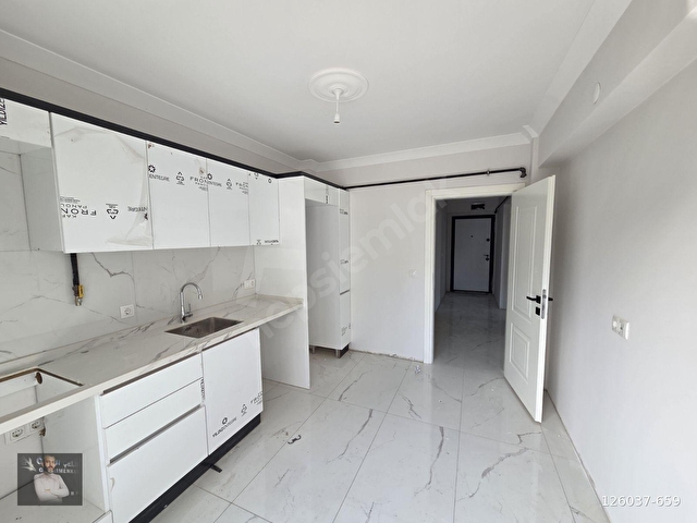 YAZLIK MERKEZDE FORD FB SERVİS GÜZERGAHINDA 2+1 SIFIR DAİRE!!! - Görsel 9