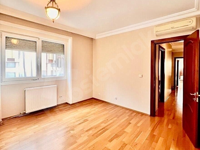 CADDEBOSTAN SAHİLDE 2+1 EBEVEYNLİ BALKONLU YENİ BİNADA KELEPİR! - Görsel 10