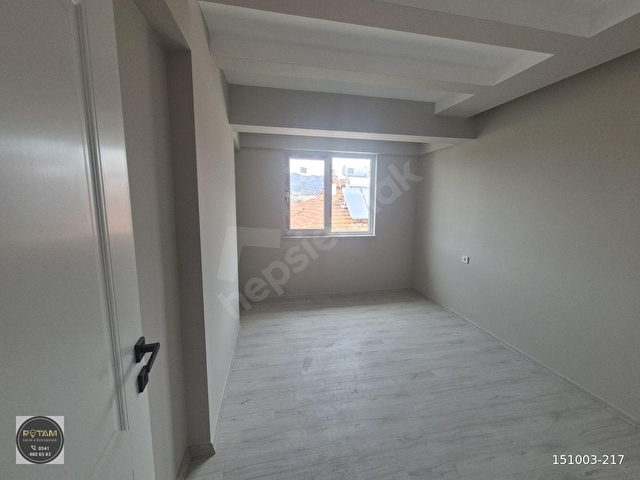 ROTAM EMLAKTAN ORTACADA HAVUZLU SİTEDE 1+1 GENİŞ SATILIK DAİRE - Görsel 10