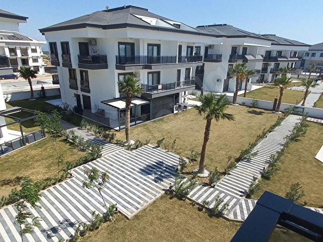 Aydın Didim Cumhuriyet Mah. Havuzlu Sitede Satılık 1+1 Daire - Görsel 2