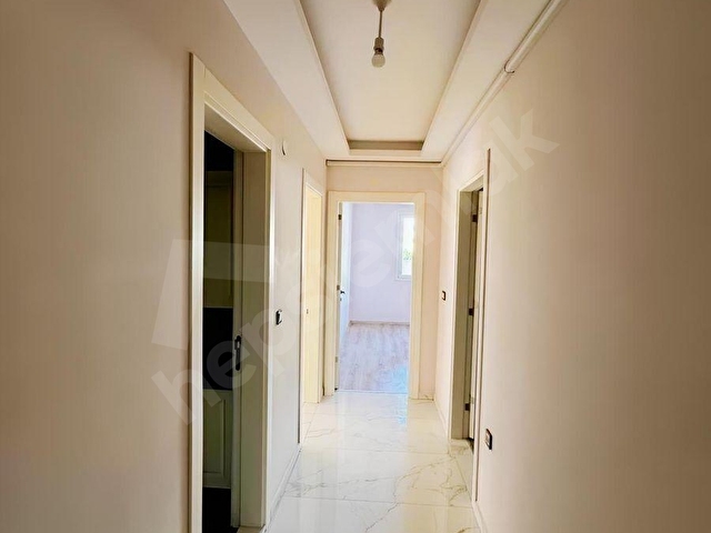 Seferihisarda Site İçinde, Konforlu ve Yatırımlık 2+1 Daire - Görsel 12