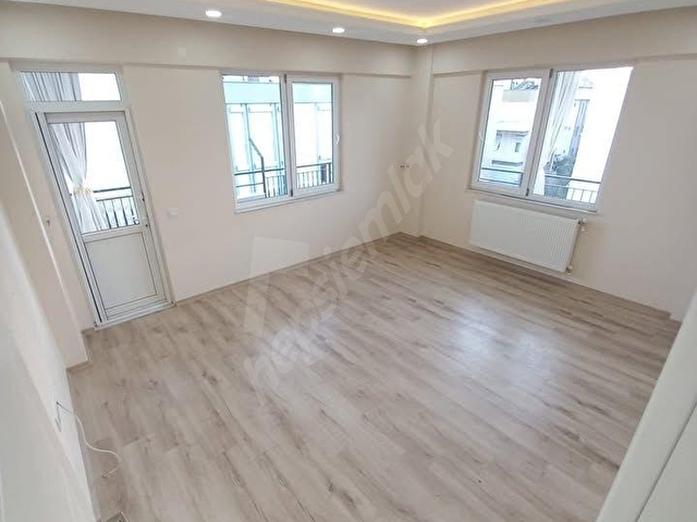 GÜLVEREN MH KATTA TEK DAİRE ÜZERİ 4+1 178M2 SATILIK DAİRE - Görsel 9