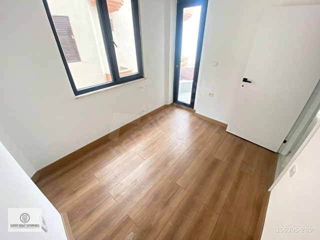 Eşsiz Deniz Manzaralı-Uygun Fiyata-Kiralık-Havalimanı Karşısı ! - Görsel 22