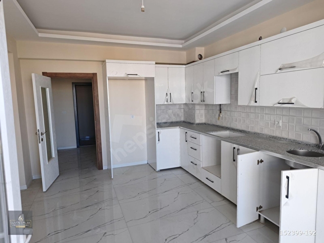 GÜVEN EMLAKTAN YAKINCADA 3+1 LÜX SATILIK ARAKAT DAİRE