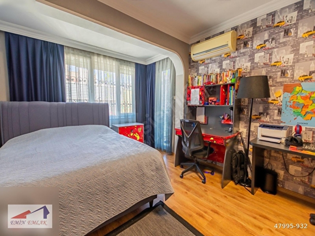 EMİNDEN LÜKS GENİŞ ÜÇ CEPHELİ ARA KAT 4+1 DAİRE - Görsel 24