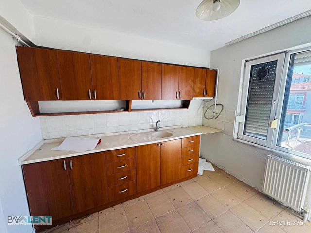BAYLENT DEN BAHÇELİEVLERDE 2+1 SATLIK DAİRE UYGUN FİYATA - Görsel 9