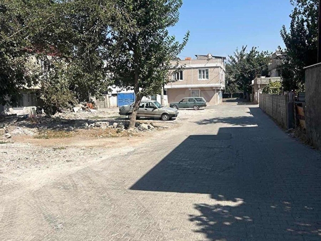 Köşe başı Satılık Fırsat Arsa İşyeri ve Ev Yapımına uygun - Görsel 6