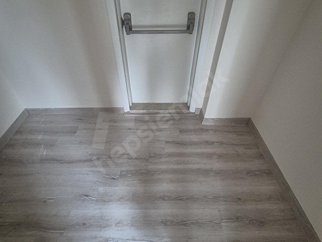OSMANGAZİDE 3+1 K.MUTFAK TÜM FİNANSMANLARA UYGUN SATILIK DAİRE - Görsel 24