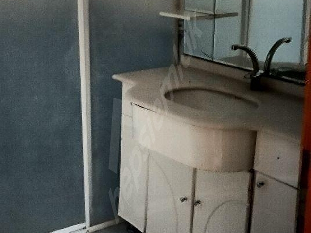 güvenevlerde ana cadde üzerinde bakımli 4+1 kiralık daire - Görsel 15