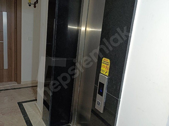 Menemen Seyrek Pazar Yeri Yanında 1+155 M2 Full Eşyalı Kiralık Arakat Daire - Görsel 13