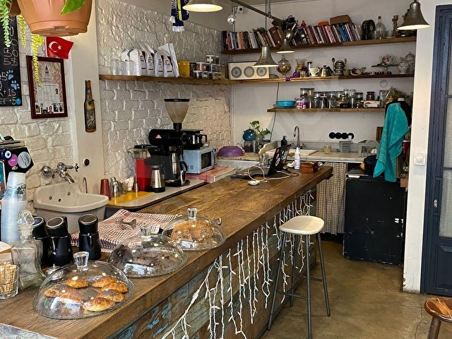 Cihangirde Muhteşem Konumda Devren Kafe - Görsel 9