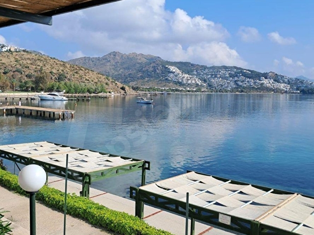 Bodrum Bağla Bankev Sitesinde Deniz Manzaralı Bahçeli 2+1 - Görsel 4