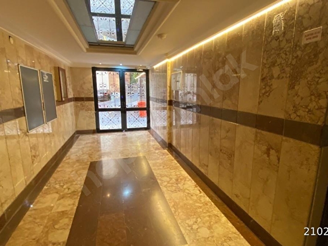 İzmir Körfezköy Sitesi Kiralık 3+1 Lüks Daire - Görsel 22
