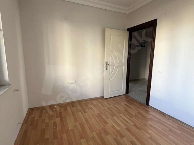 ÜNSAL MAHALLESİ KİRALIK YÜKSEK GİRİŞ KAT SİTE İÇİ 2+1 80m2 - Görsel 7