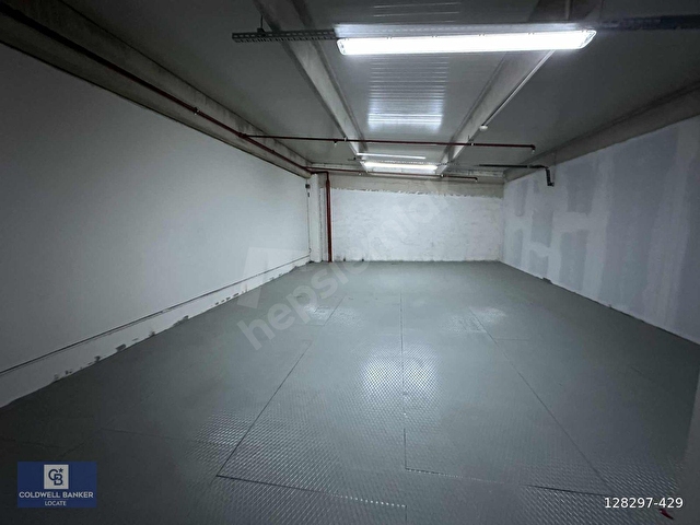 Gaziemir de 1000 M2 Üretim Yeri, Depo, Ofis ve Showroom - Görsel 30
