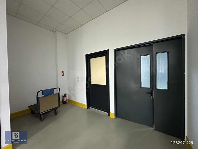 Gaziemir de 1000 M2 Üretim Yeri, Depo, Ofis ve Showroom - Görsel 9