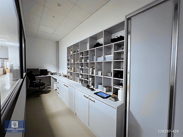 Gaziemir de 1000 M2 Üretim Yeri, Depo, Ofis ve Showroom - Görsel 14