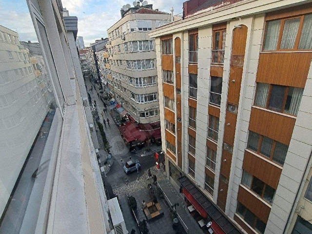 Nişantaş Merkezde Prestijli Bina da  Kıralık Ofis - Görsel 19