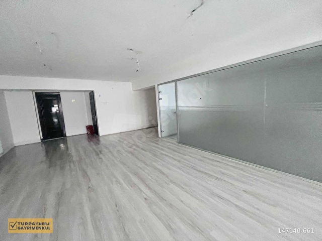Alsancak Kıbrıs Şehitlerinde Prestijli Konumda Kiralık Ofis - Görsel 15