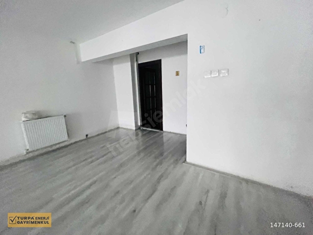Alsancak Kıbrıs Şehitlerinde Prestijli Konumda Kiralık Ofis - Görsel 6