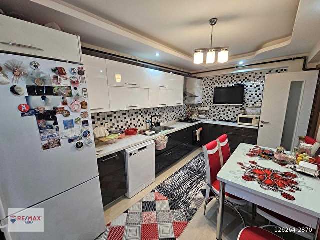 MENDERES MERKEZDE SİTE İÇİ SATILIK 3+1 DAİRE - Görsel 10