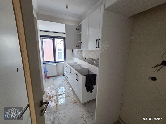 BULGURLU METROYA 10 DK LİBADİYE CADDESİNE YAKIN SIFIR BİNA MASRAFSIZ 2+1 - Görsel 4