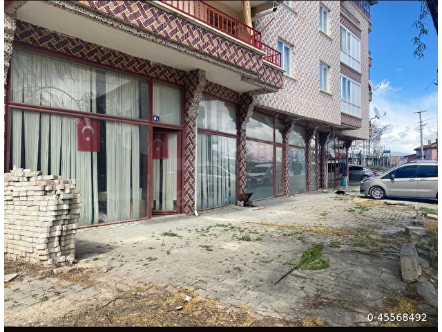 Temelli/İstiklal Esk.Yolu yakını net 103 m2 Pazar ve Göle karşısı Kiralık dükkan