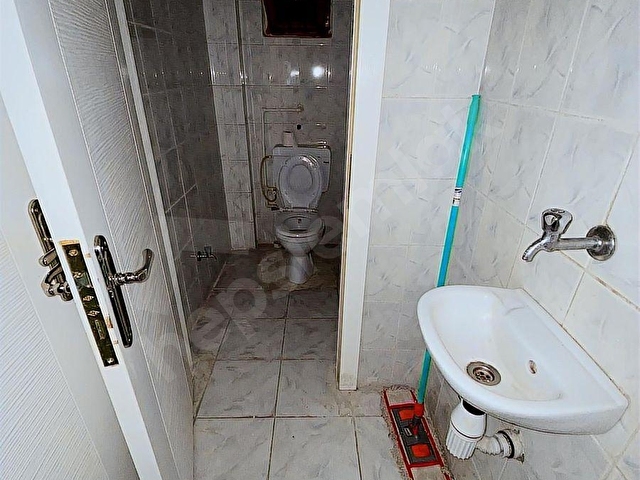 ADNAN MENDERES MAH METRO YAKINI 1.KAT 3+1 ÖN CEPHE KÖŞE BİNA - Görsel 25